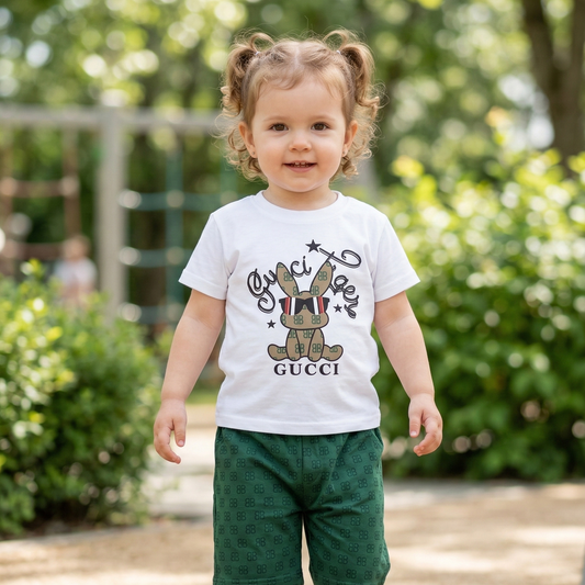 Gucci T-Shirt and Shorts